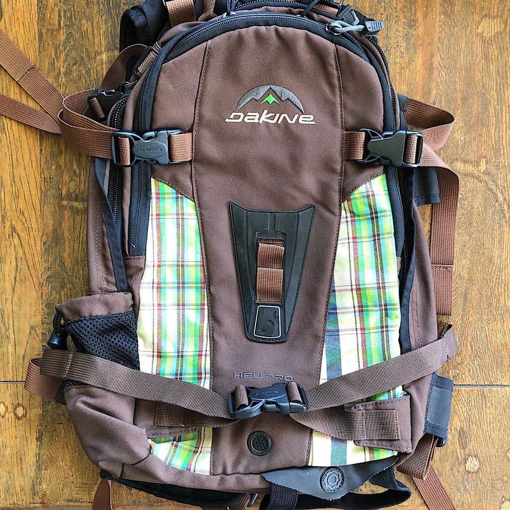 DAKINE 🏔️ Women’s HELI PRO Backpack Used in Excellent Condition
